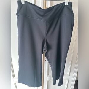 Black Women's Wide Leg Crop Leggings - CW39